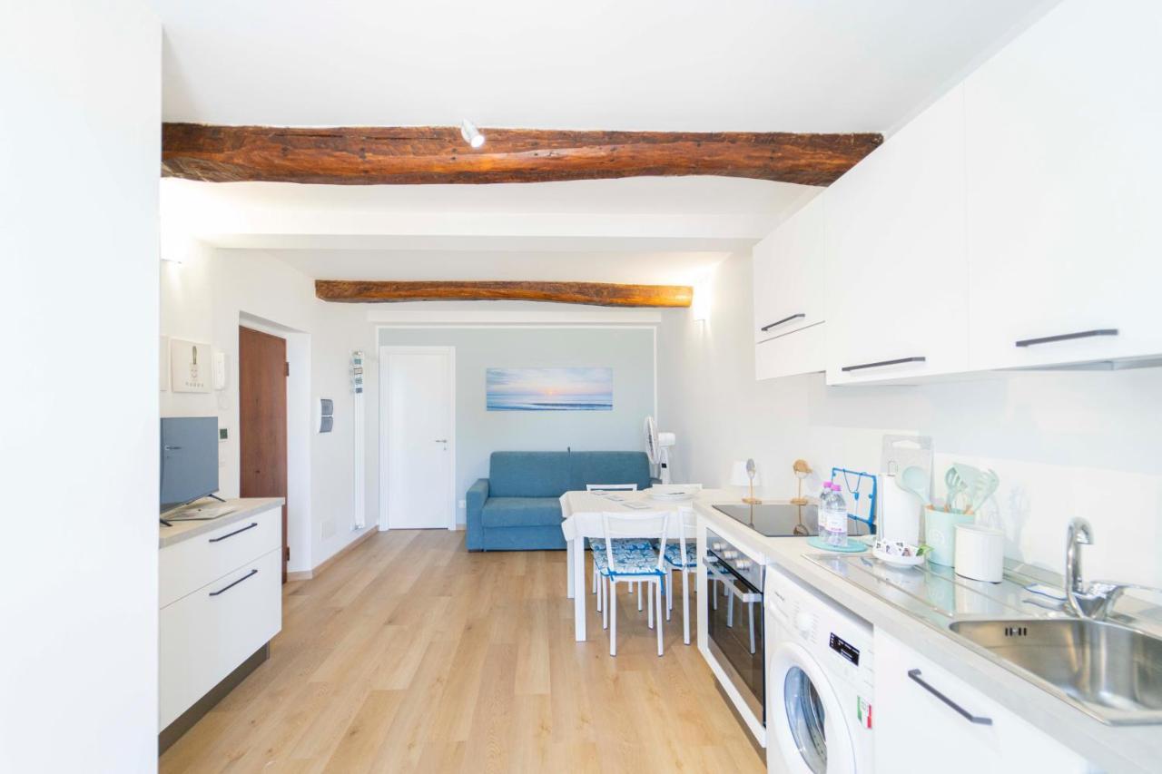 105 - La Casa Di Jacopo, Fronte E Vista Mare In Centro A Riva Trigoso, 20 Metri Dalla Spiaggia Appartement Sestri Levante Buitenkant foto